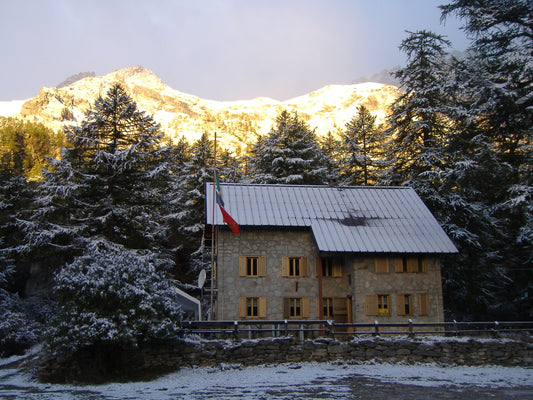 SOGGIORNO AL RIFUGIO LEVI: ROBINSON CRUSOE VA IN MONTAGNA